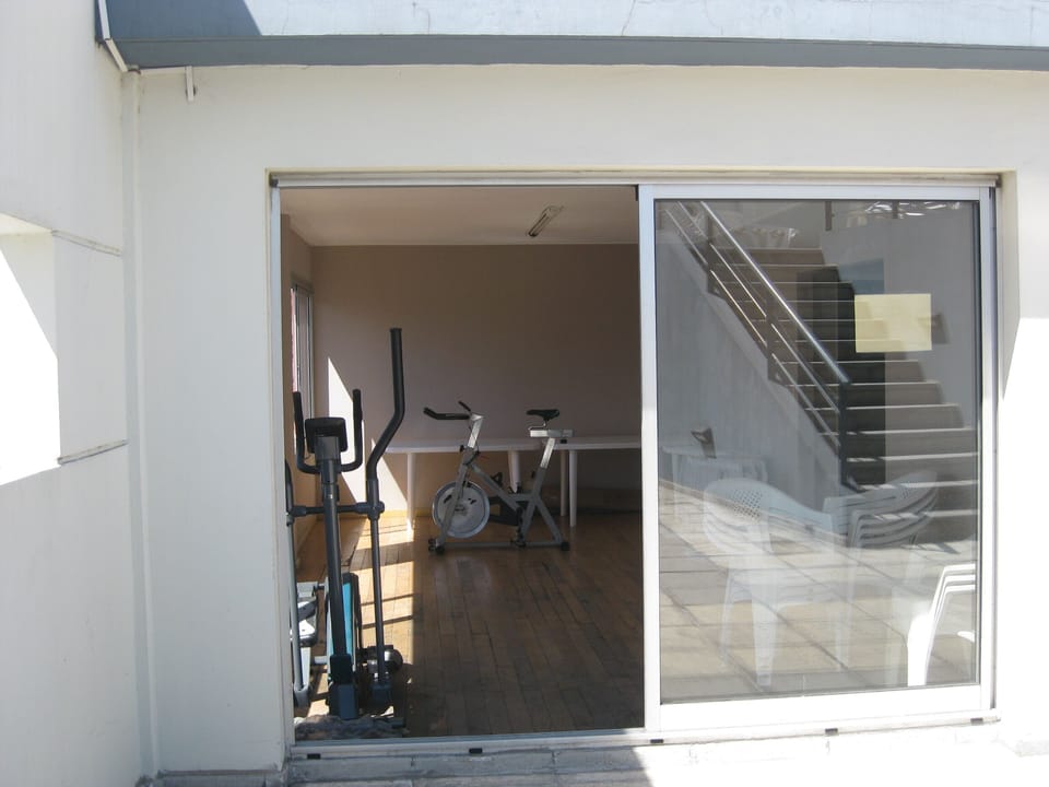 Rooftop - work out room