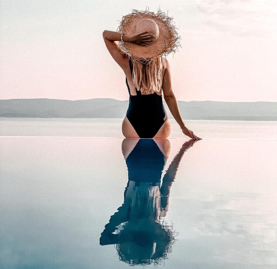 infinity swimming pool