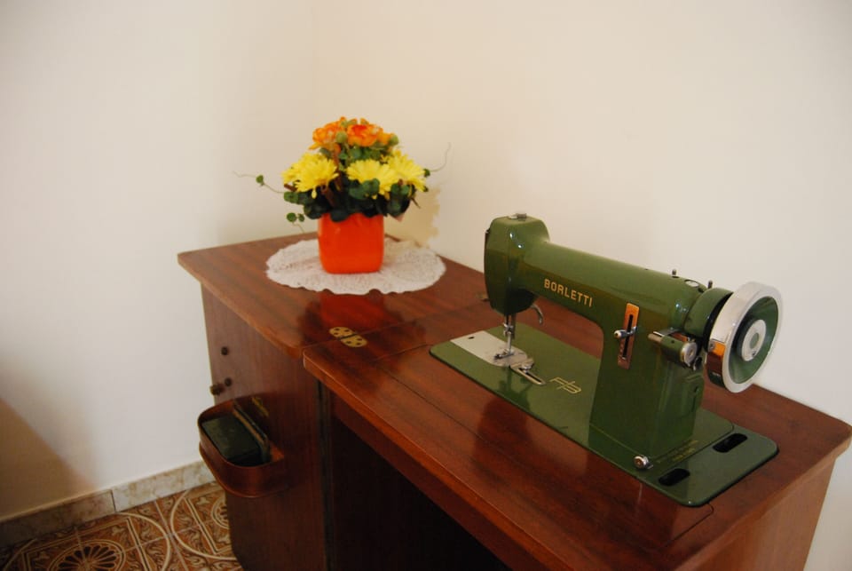 B & B Casa Mariella - Two minutes from Piazza Plebiscito ... Bed and Breakfast in Naples