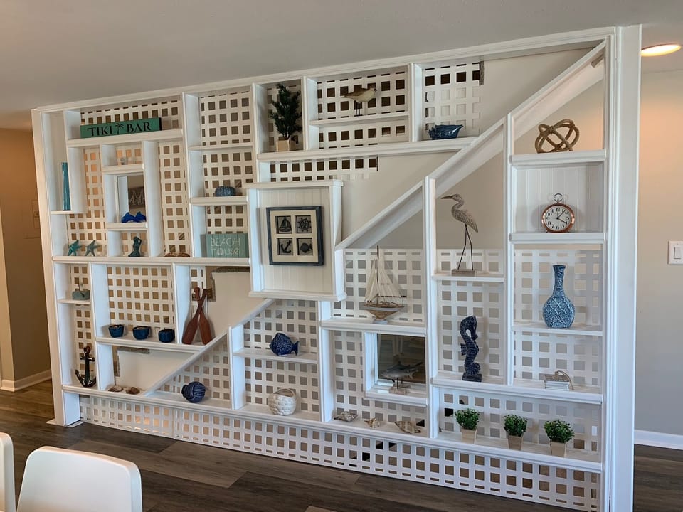 Whimsical beach decor