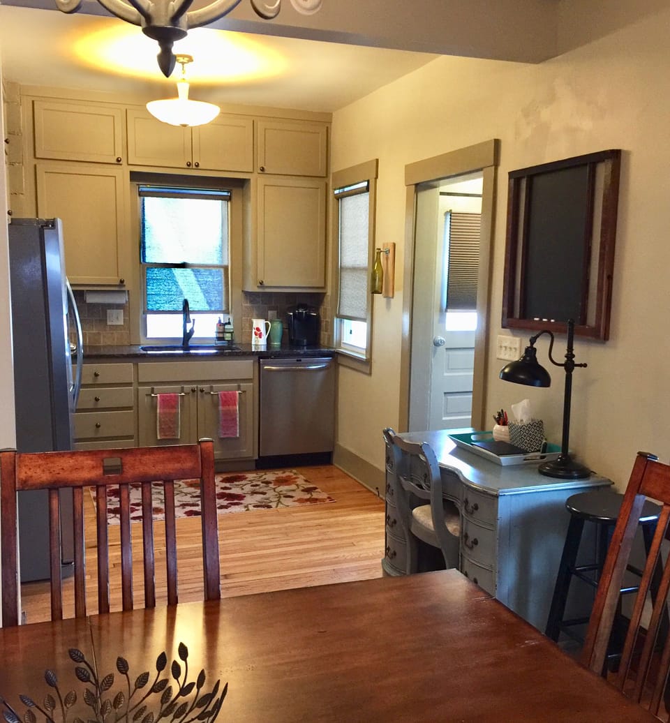 Open kitchen floor plan
