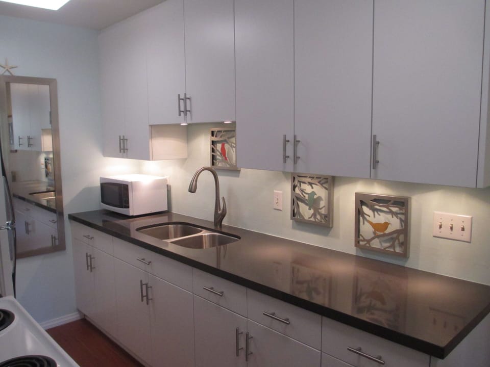 Kitchen with everything you'll need.