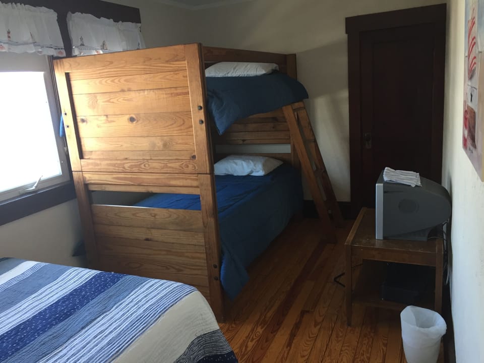 Kids Bedroom (#4)