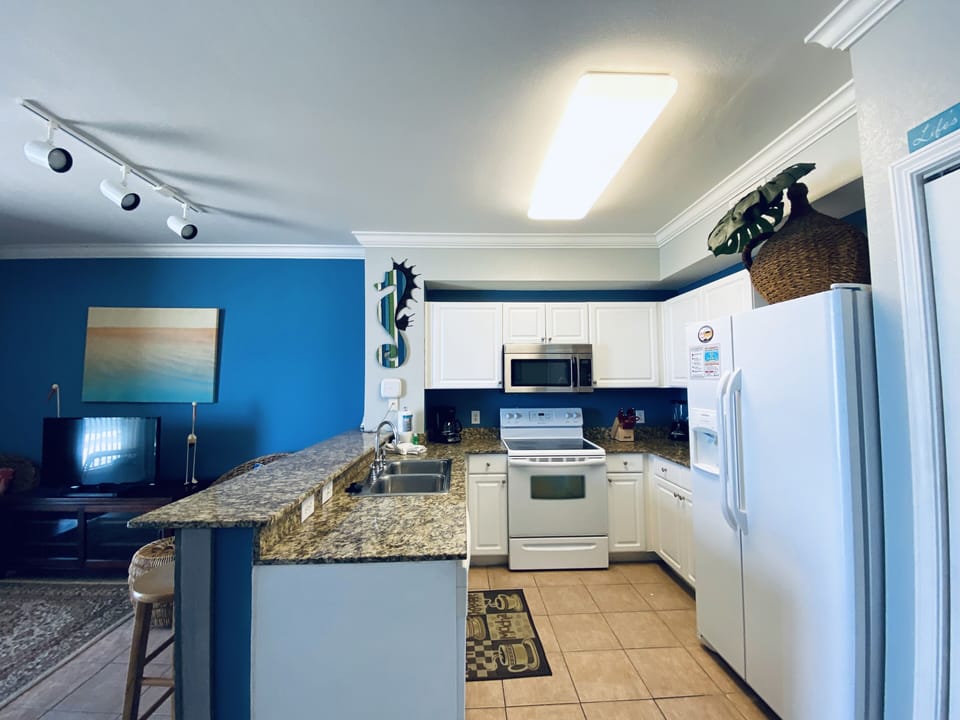 Feel like a master chef in our fully equipped kitchen!