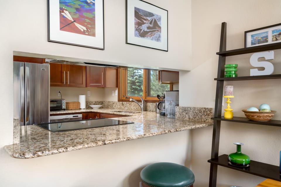 kitchen bar