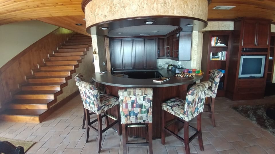 Wet bar area in second living room