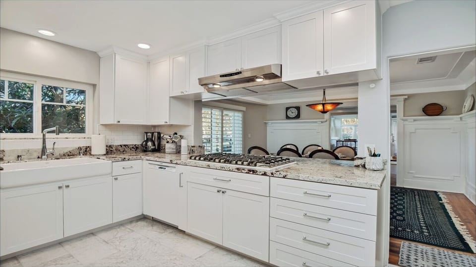 Gourmet Kitchen