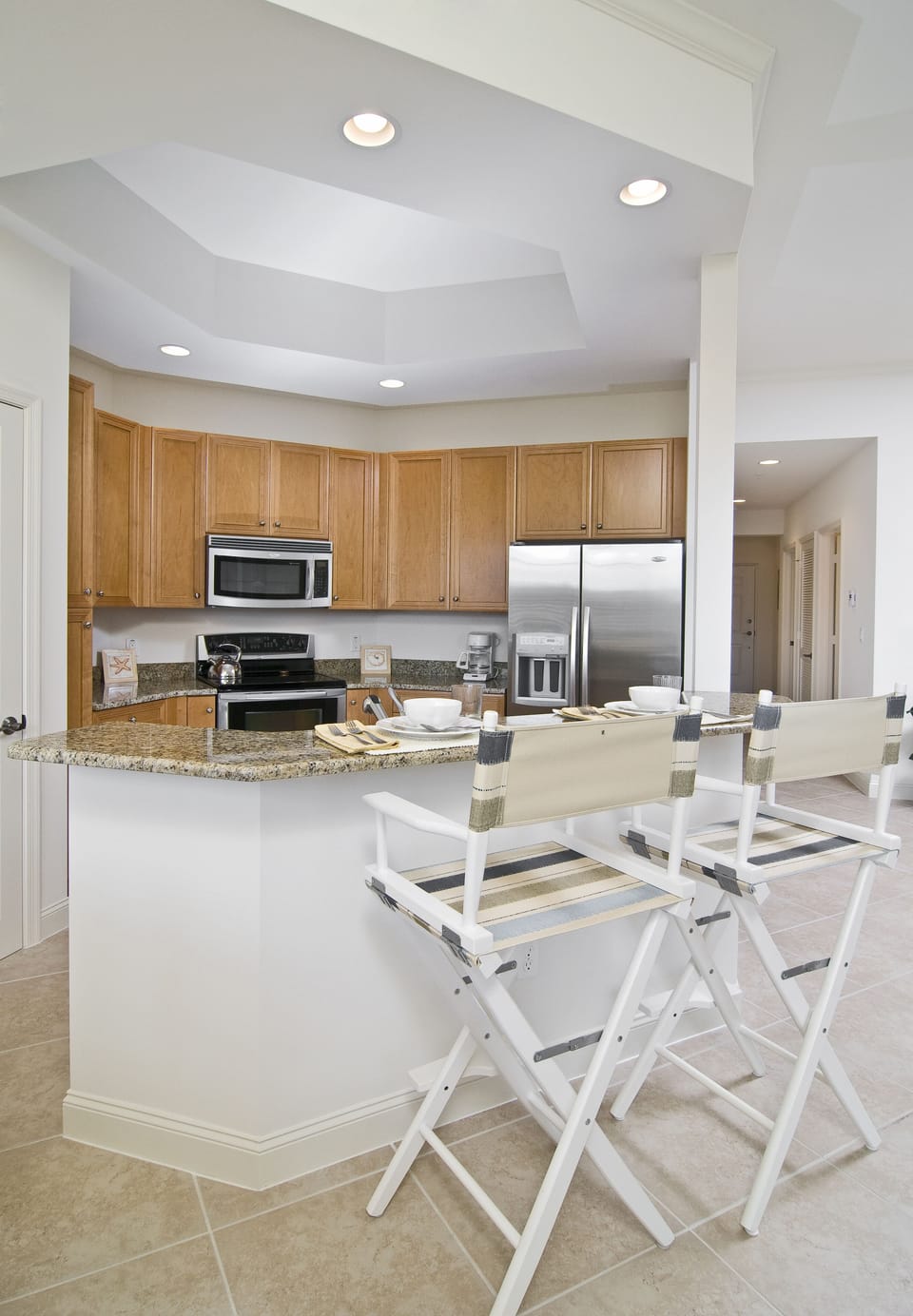 Kitchen with Granite Breakfast Bar