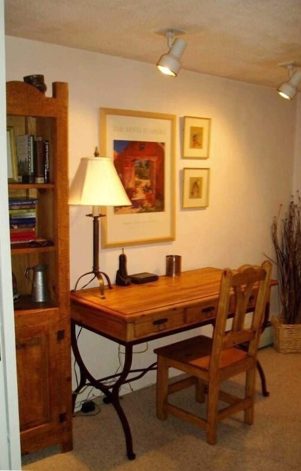 Casa de Flores Office Area