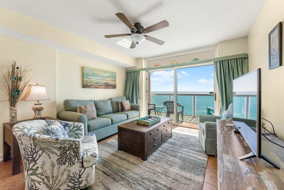 Large Living Room Area 
