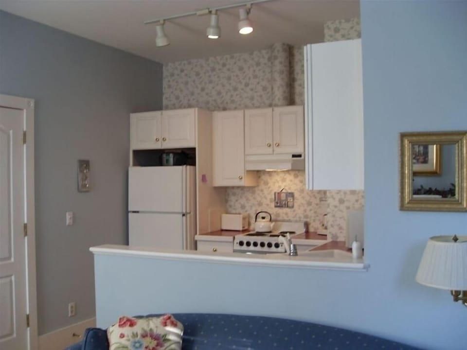 Fully Stocked Kitchen with Dansk Dinnerware