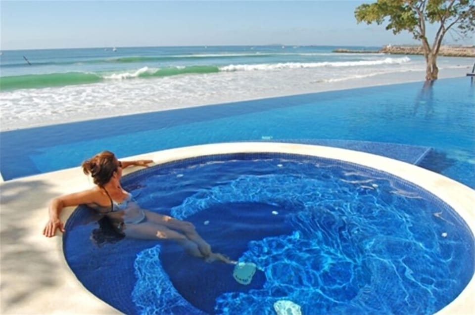 WHERE DOES THE POOL END AND THE SEA BEGIN?