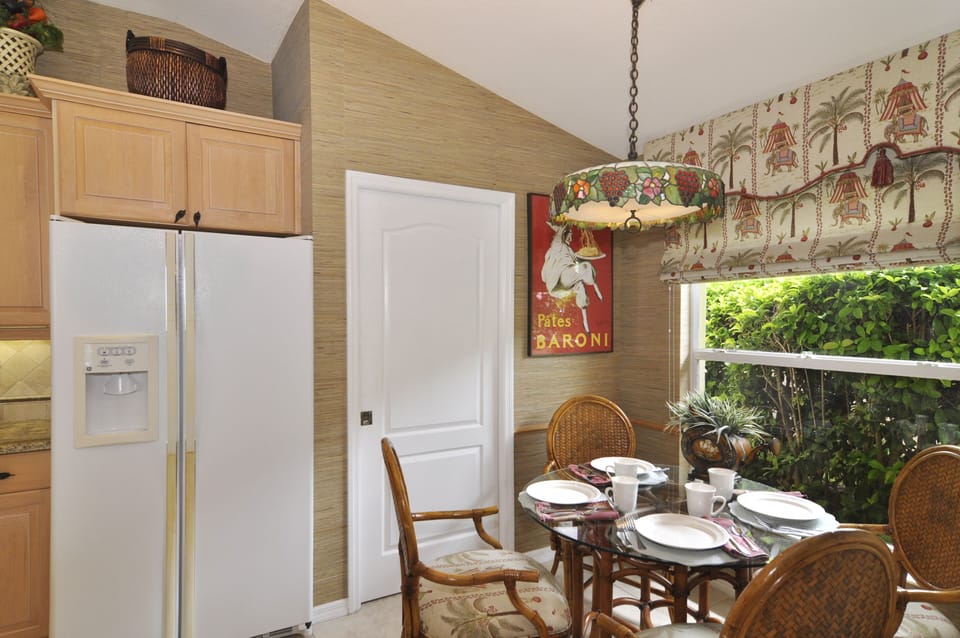Breakfast area with laundry room beyond door