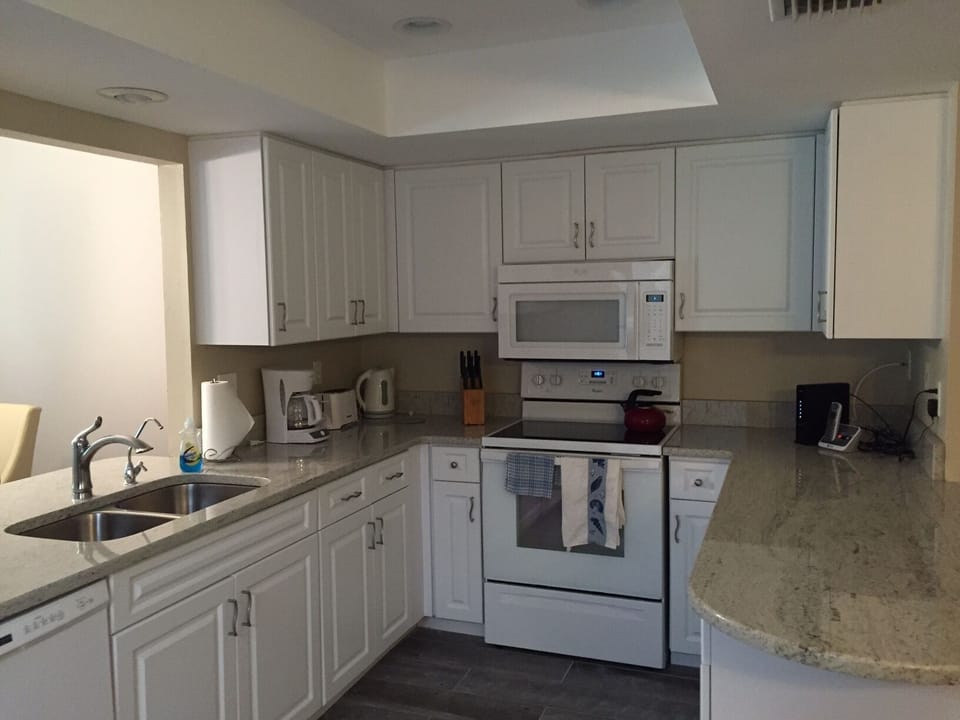 Kitchen with everything you need to make a home cooked meal.