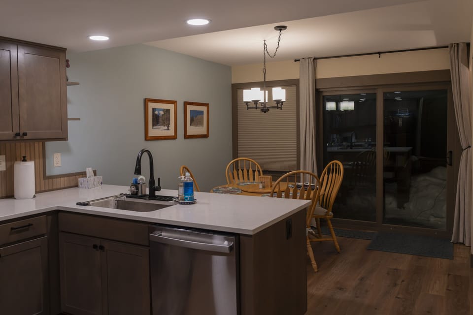 Kitchen to dining room