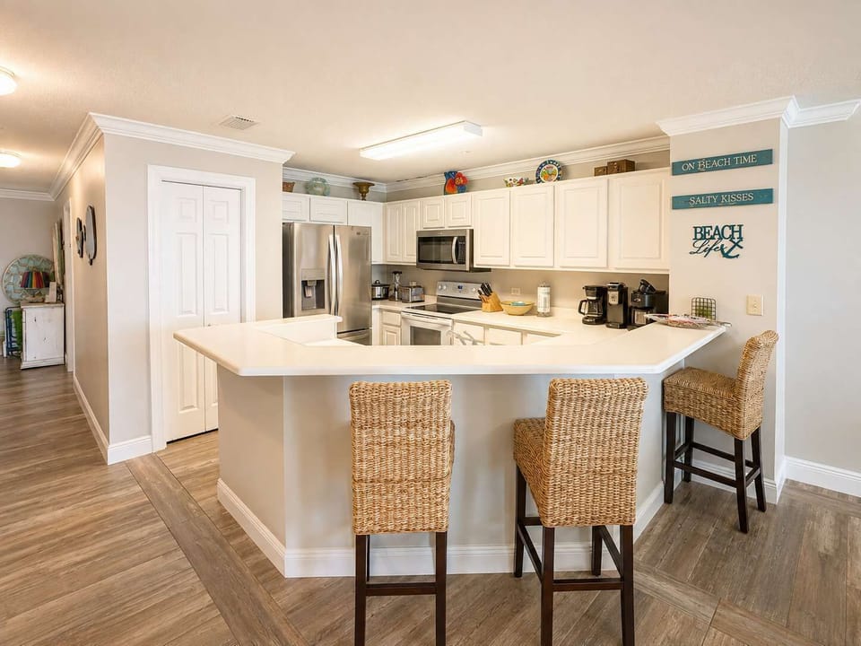 Breakfast Bar Seating for Three 