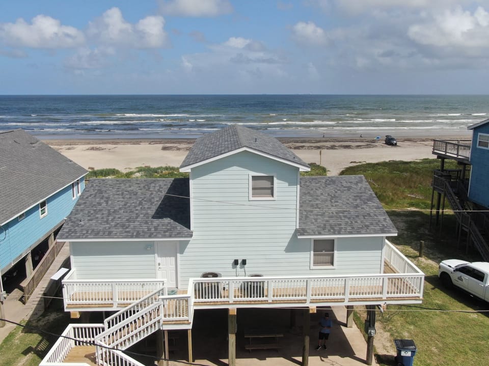 Beachfront is the ONLY way to stay
