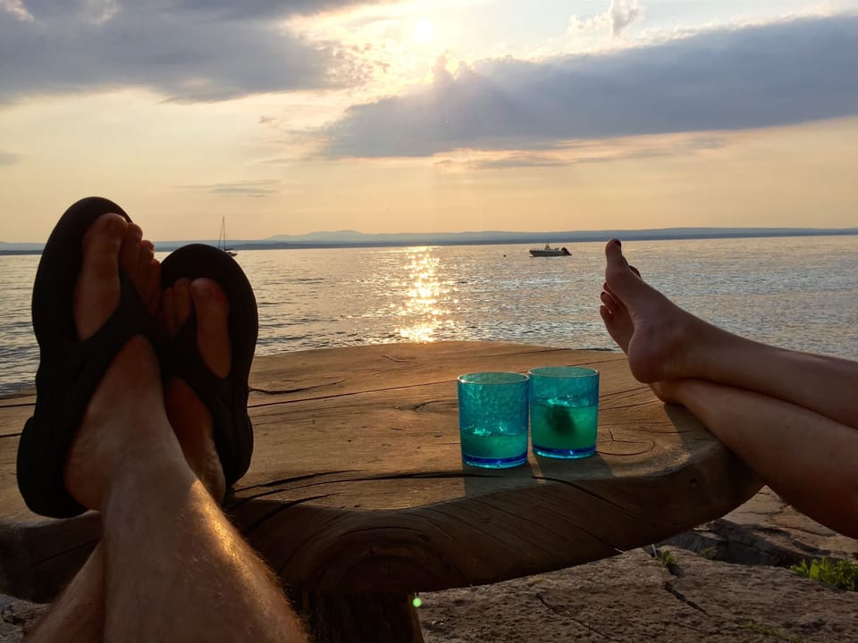 Cocktails on the rocks