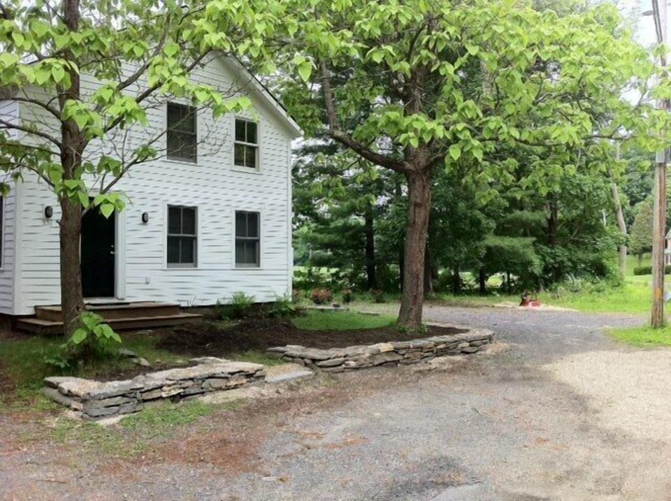 The Riverhouse in Housatonic, MA. Your front door to the private upstairs apt.