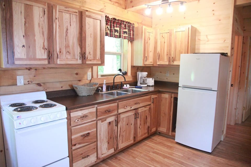 kitchen is fully stocked 