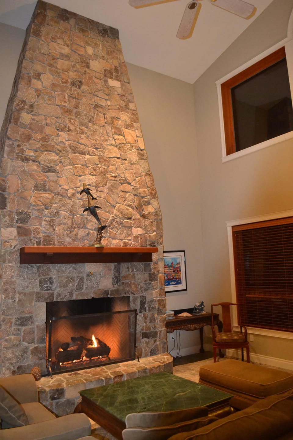 Vaulted ceiling in living area