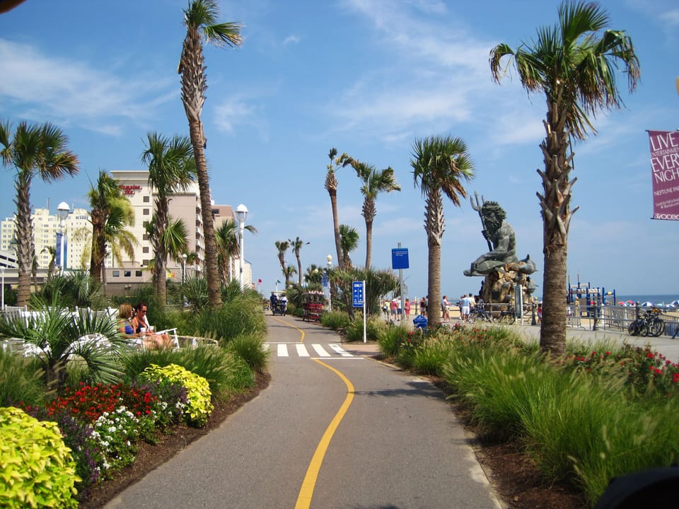 Virginia Beach Board walk--Home has bikes for riding