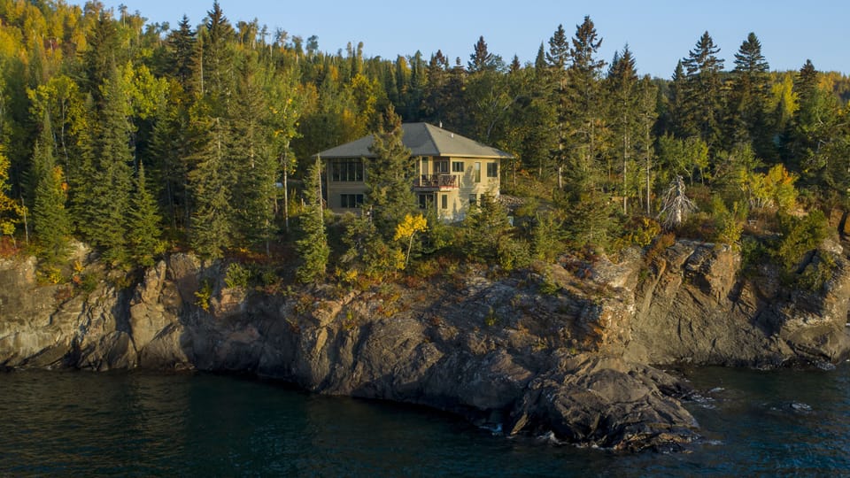 North Shore Headlands House on Lake Superior