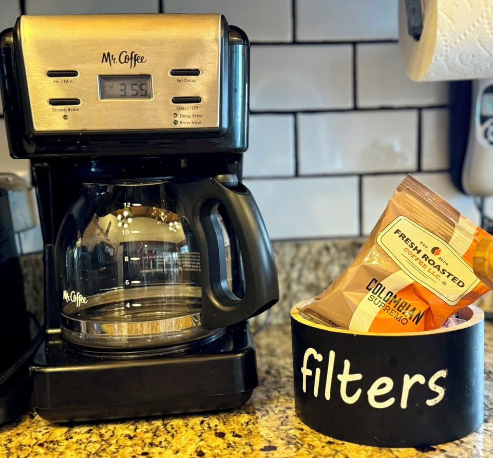 Drip coffeemaker for the big pot