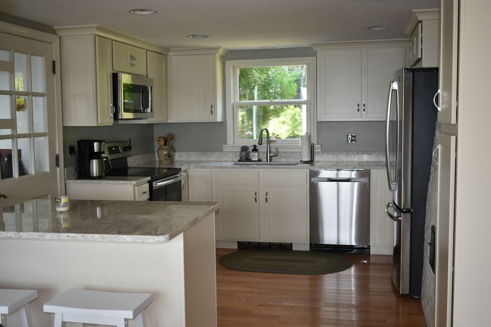 Newly remodeled kitchen.