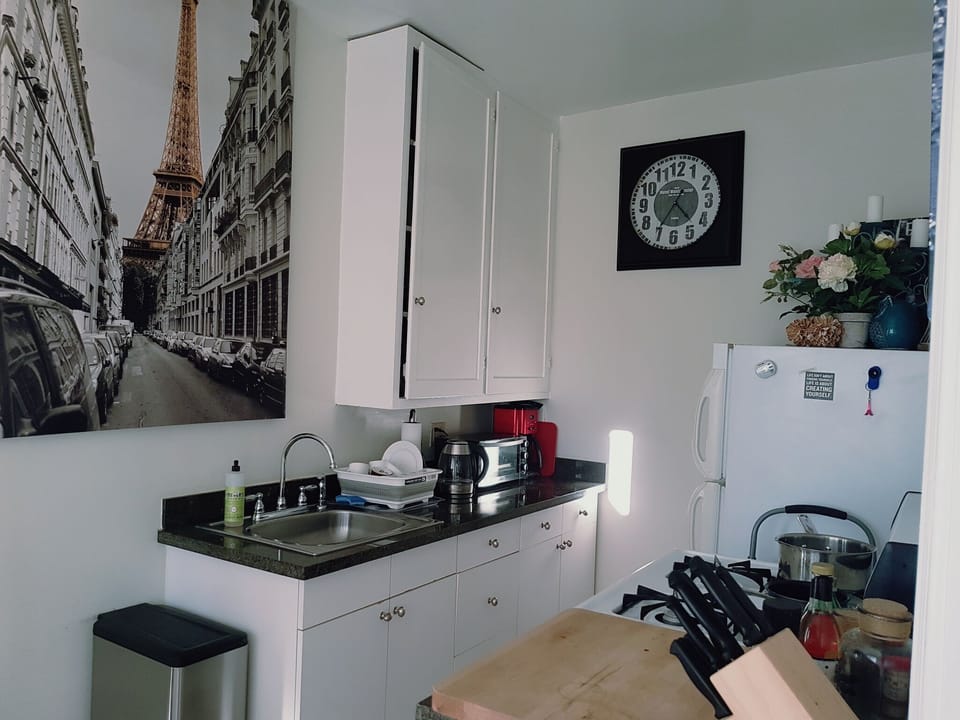 Large Kitchen fully stocked