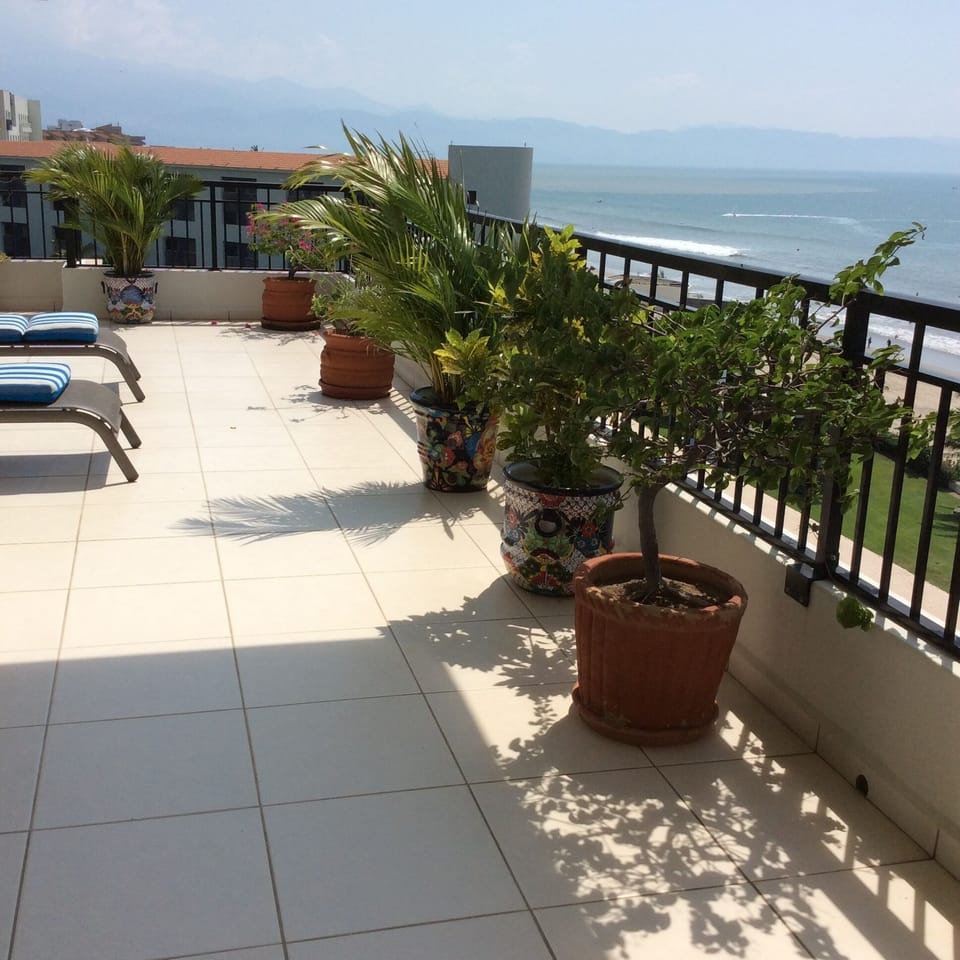 Balcony area