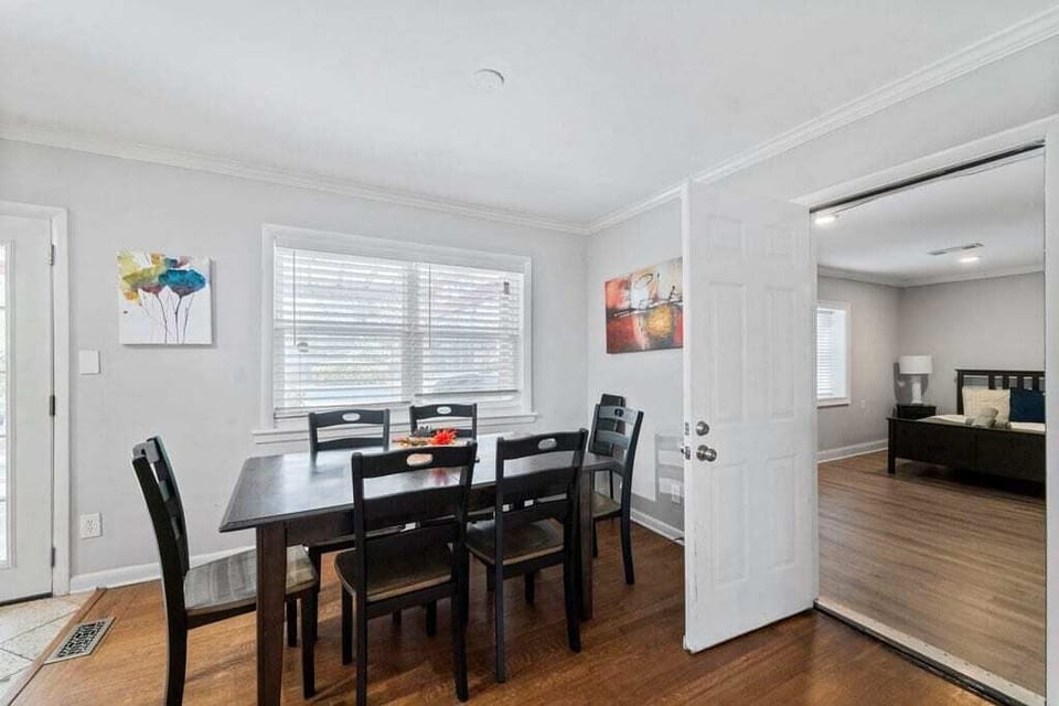 " Great home very spacious quiet neighborhood with great neighbors "