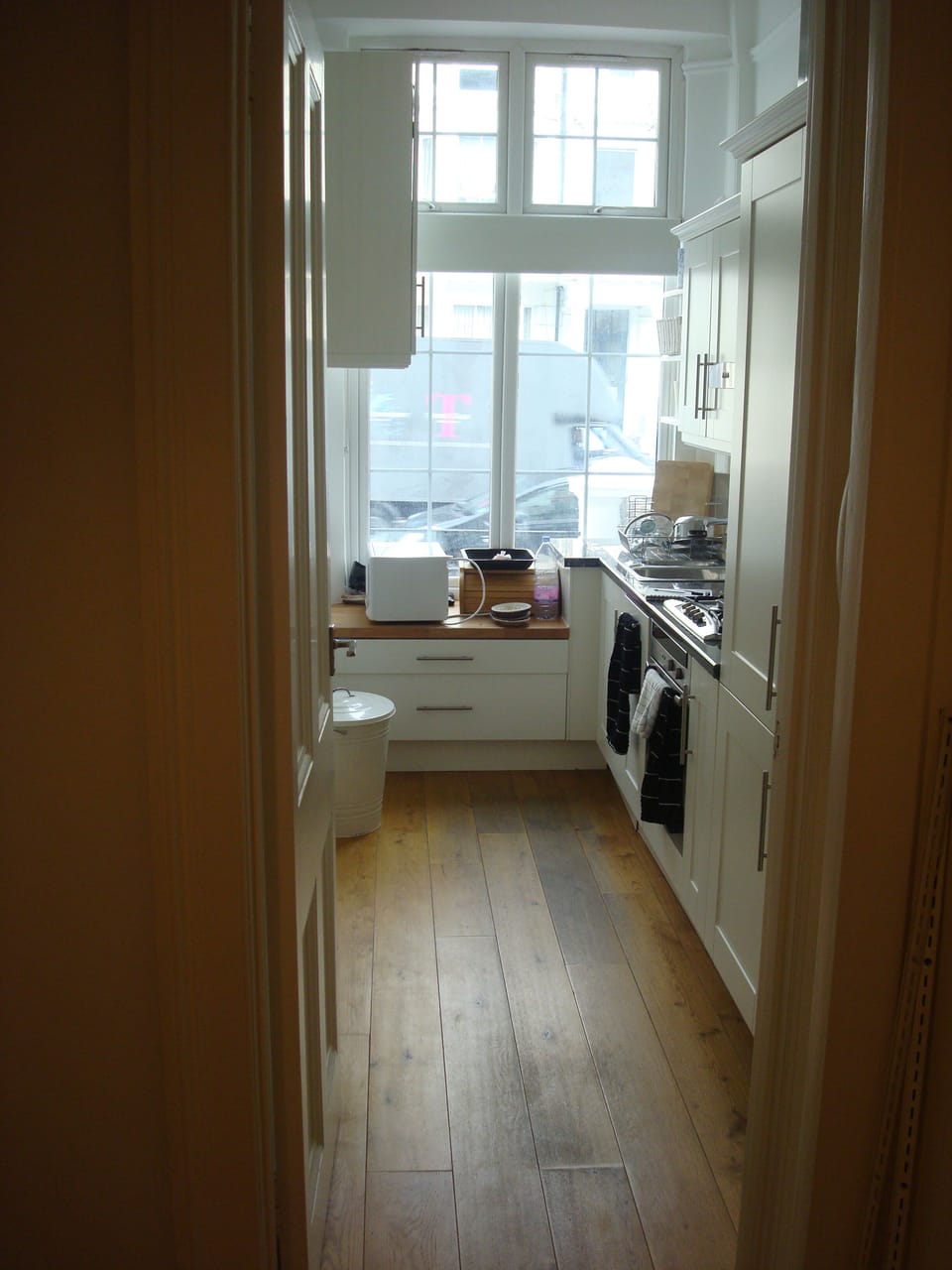 Kitchen, equipped with gas hob, dish washer, microwave, fan oven, fridge/freezer