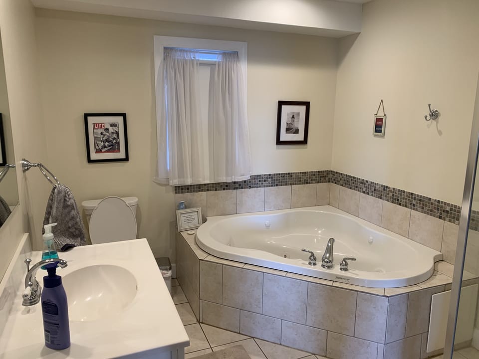 Downstairs bathroom tub