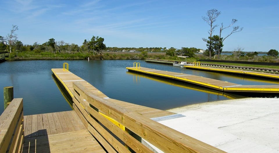 The modern Emerald Isle Boat Launch is just 2 miles from Sea Star!