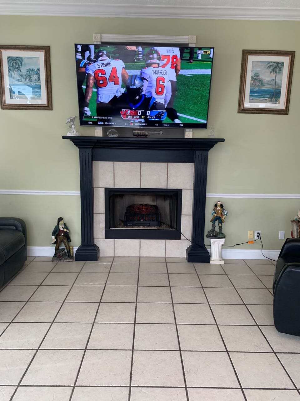 New 70 inch TV added in Living room as well as newly painted.