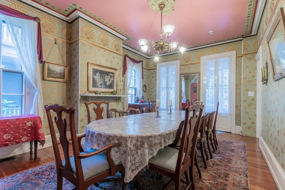 Elegant formal dining room