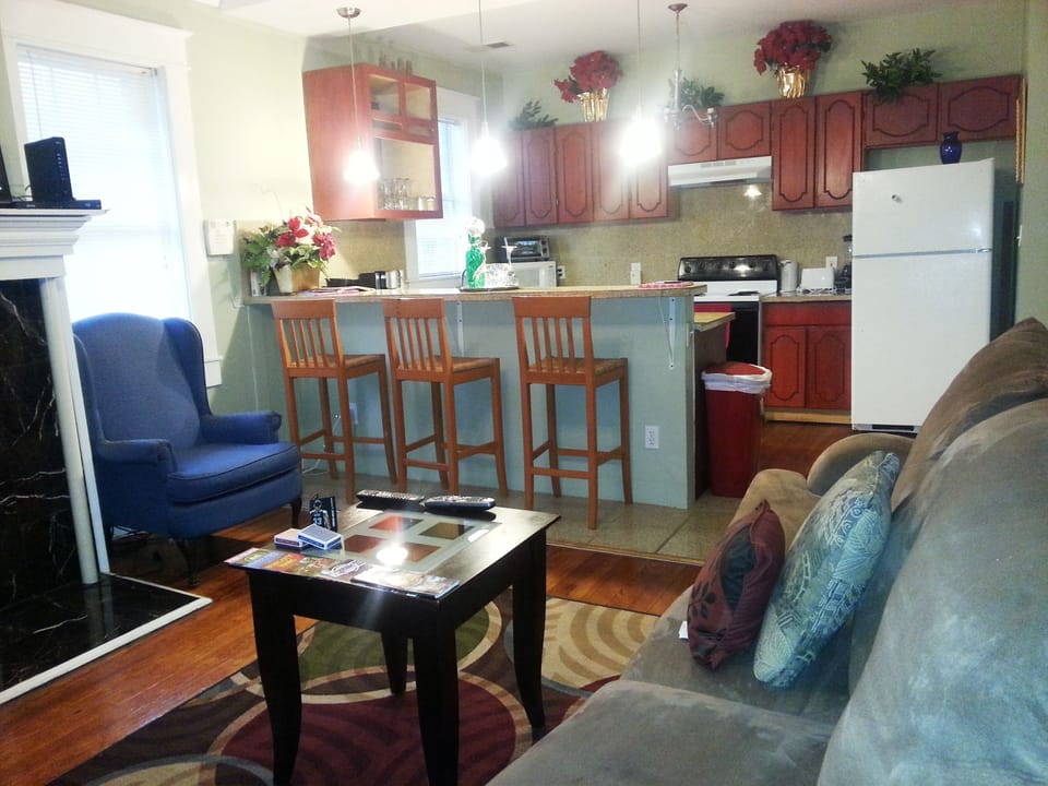 Open Floor Plan great for Everything!
