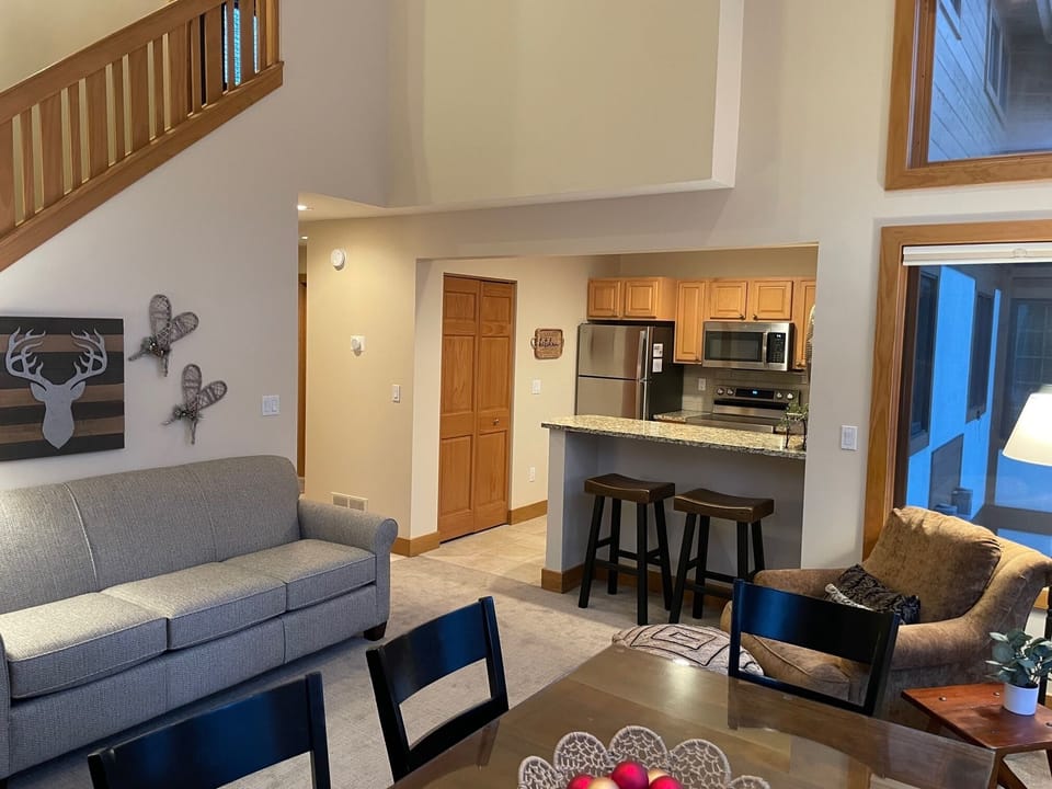 Living Room & Kitchen