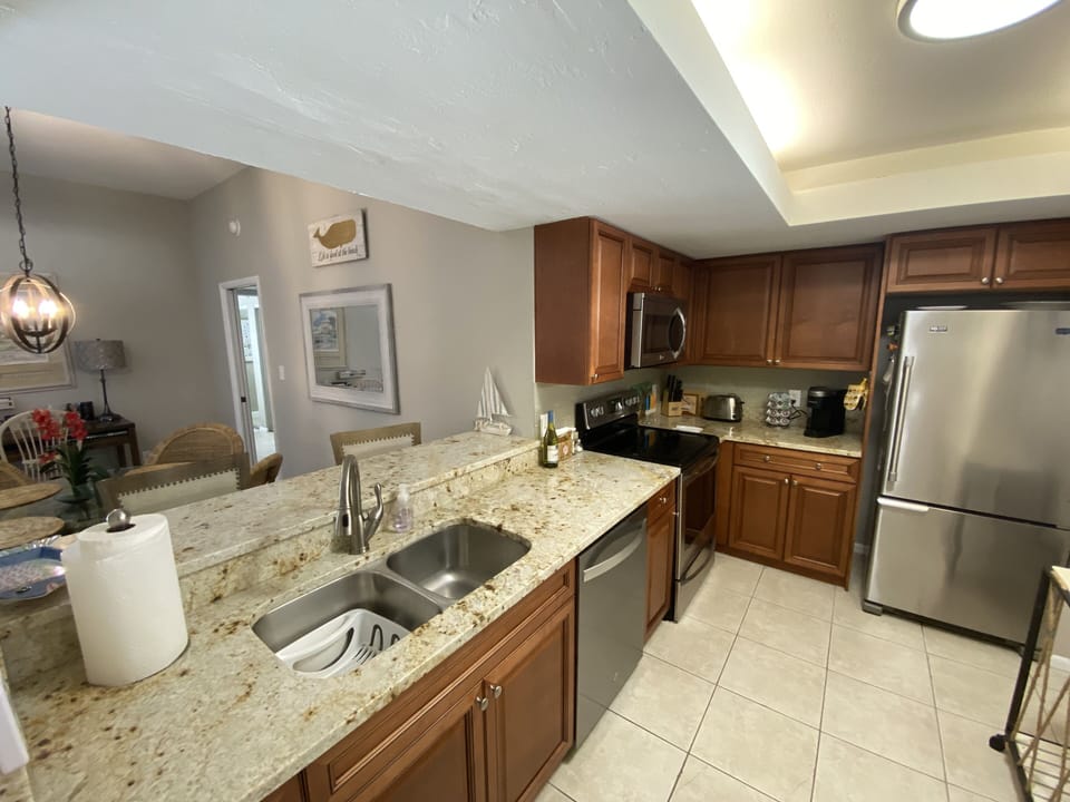 Well equipped kitchen
