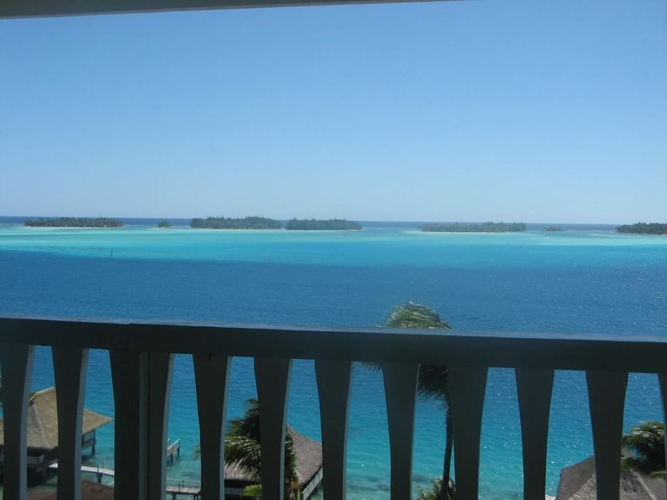 UNOBSTRUCTED WORLD CLASS VIEW FROM VILLA VAHIMANUI