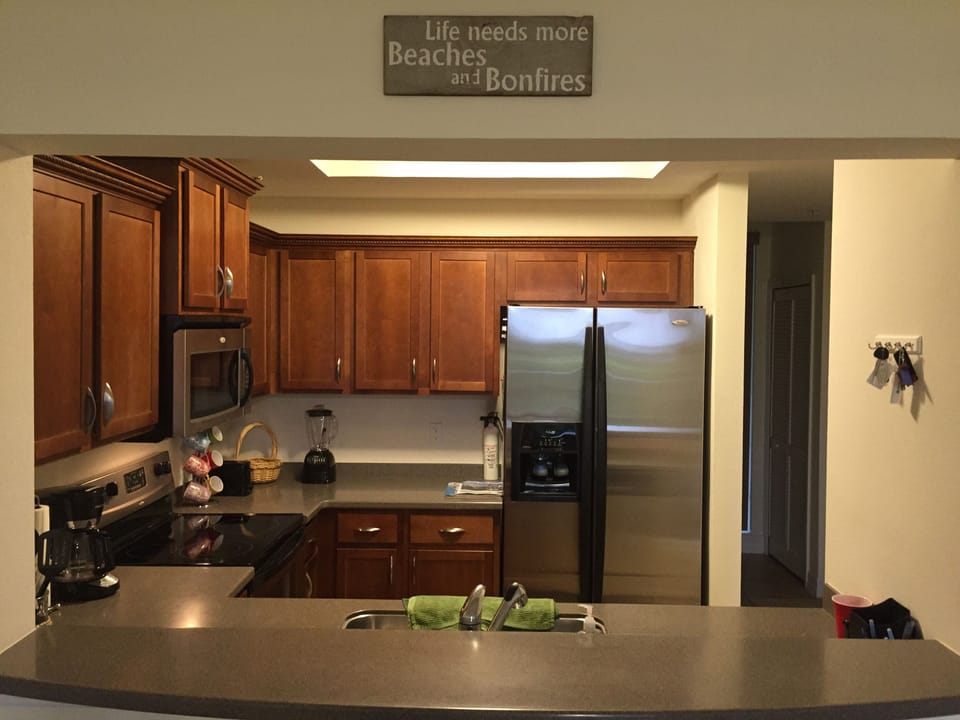 Kitchen counter... this is the place to plan the day over coffee !