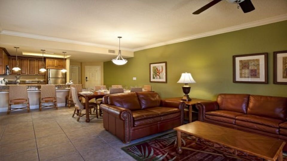living area with Queen Sleeper Sofa
