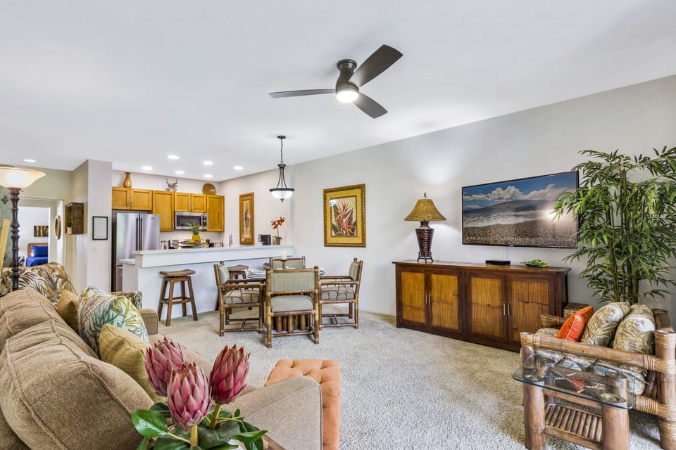 Living Room/Kitchen