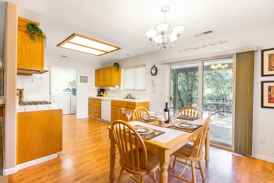 Kitchen and Dining Table 