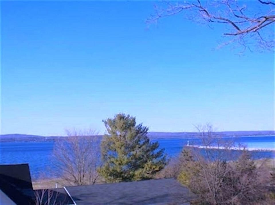 Views of Little Traverse bay and Petoskey's Lighthouse