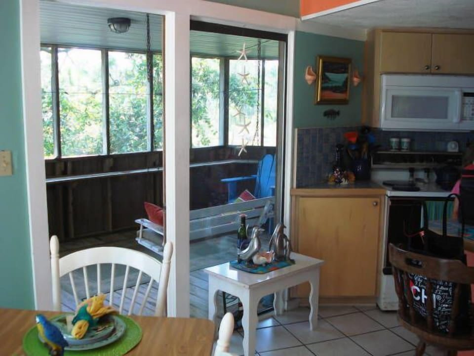 dining room looking toward screened porch