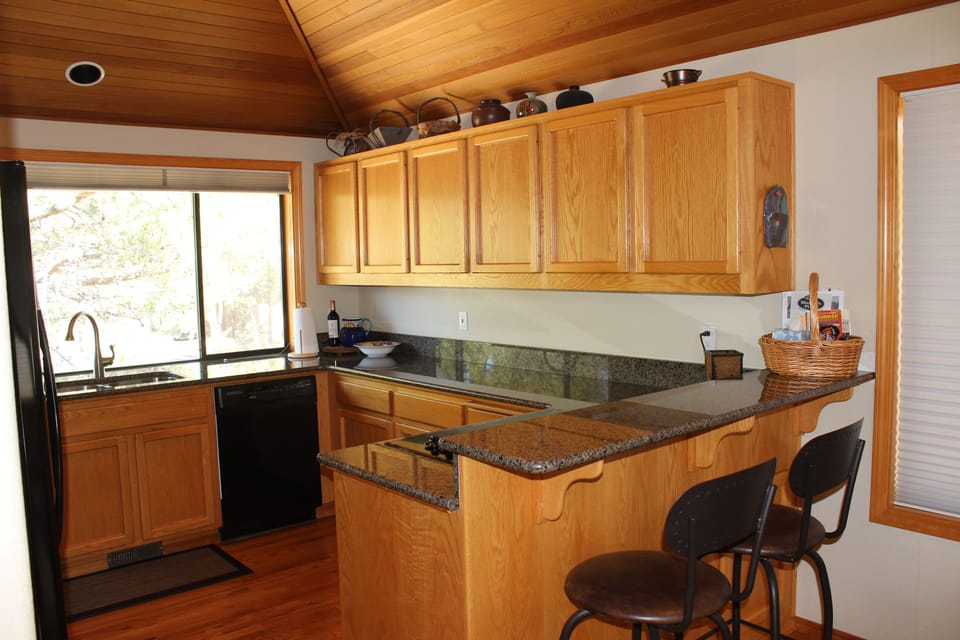 Fully stocked kitchen with updated appliances