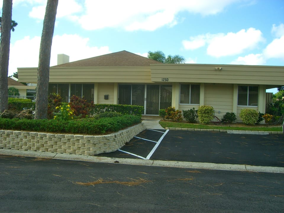 Social building