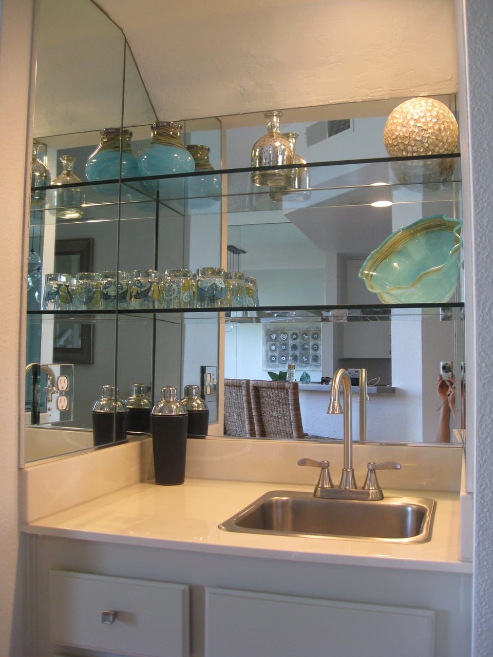 Wet Bar off of Living Room.